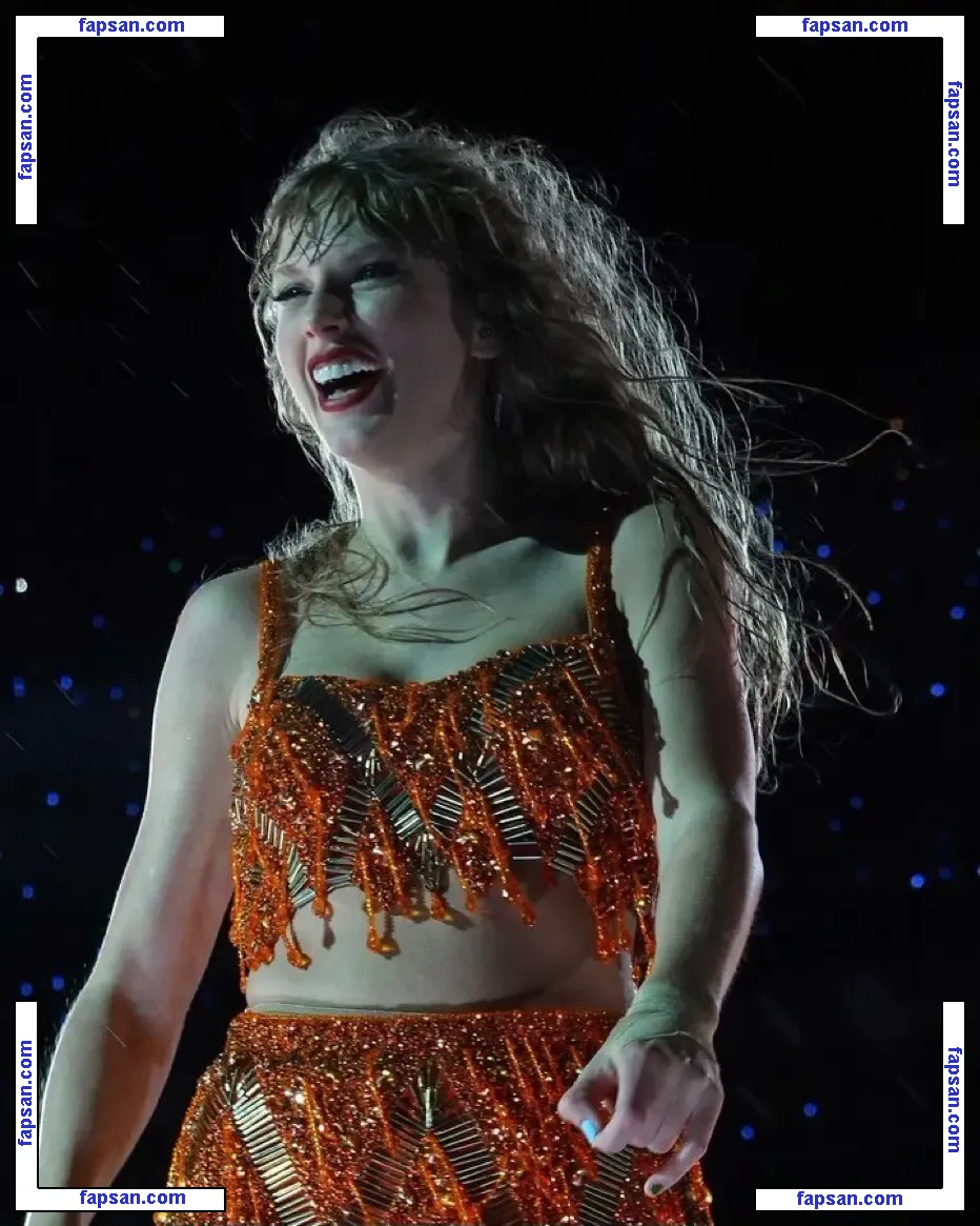 Taylor Swift nude photo #3164 from OnlyFans