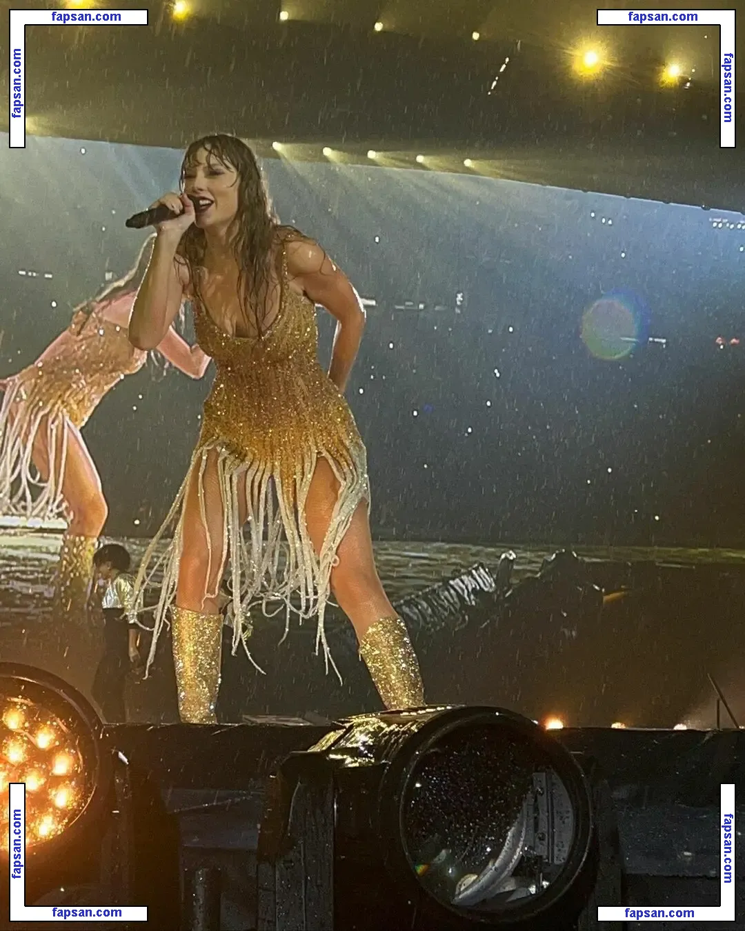 Taylor Swift nude photo #3196 from OnlyFans