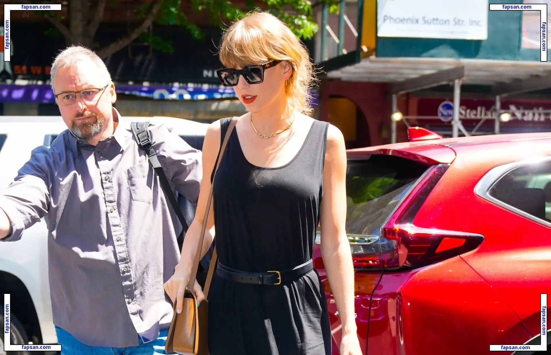 Taylor Swift nude photo #3364 from OnlyFans