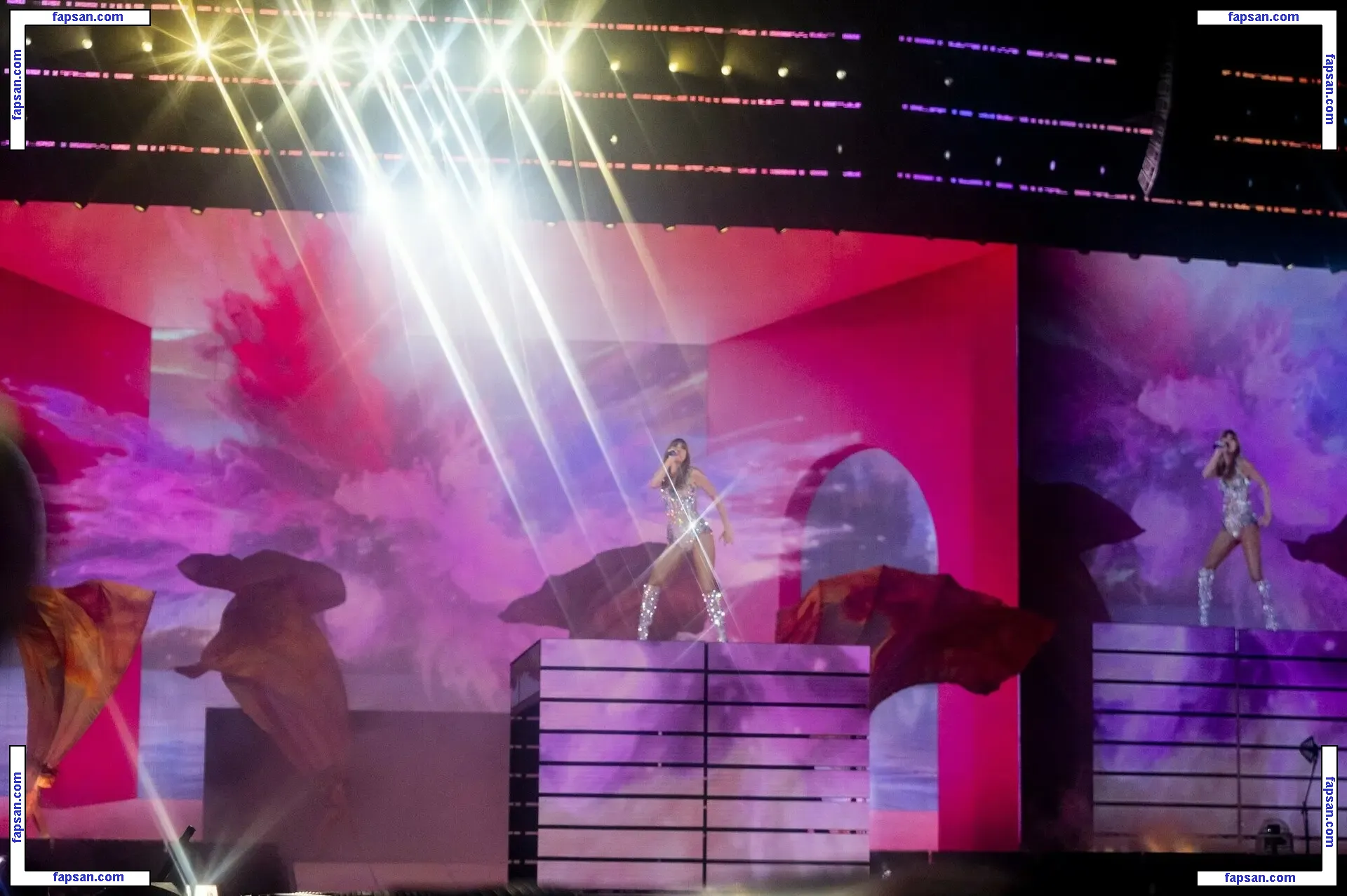 Taylor Swift nude photo #3366 from OnlyFans