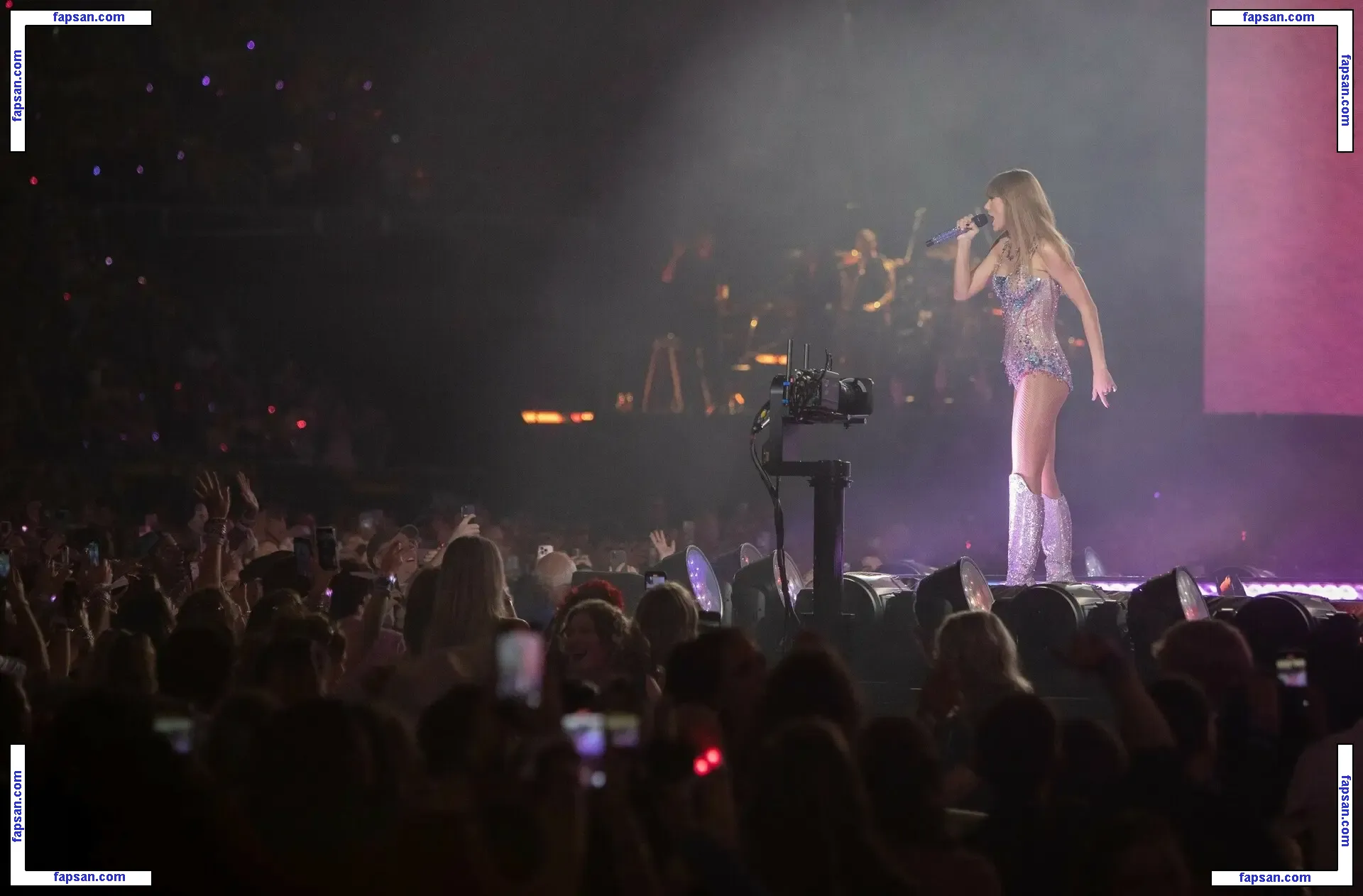 Taylor Swift nude photo #3367 from OnlyFans