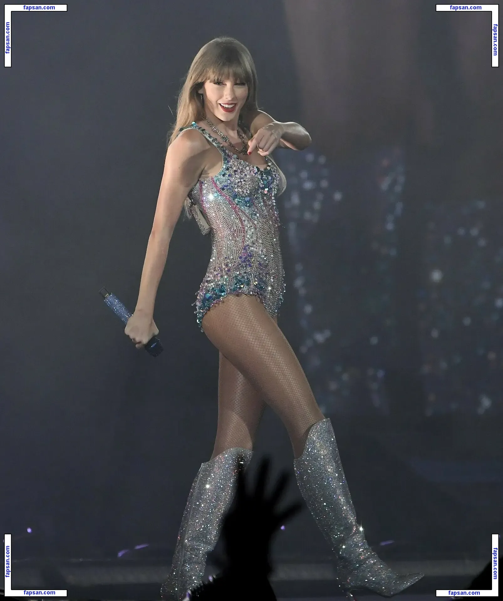 Taylor Swift nude photo #3381 from OnlyFans