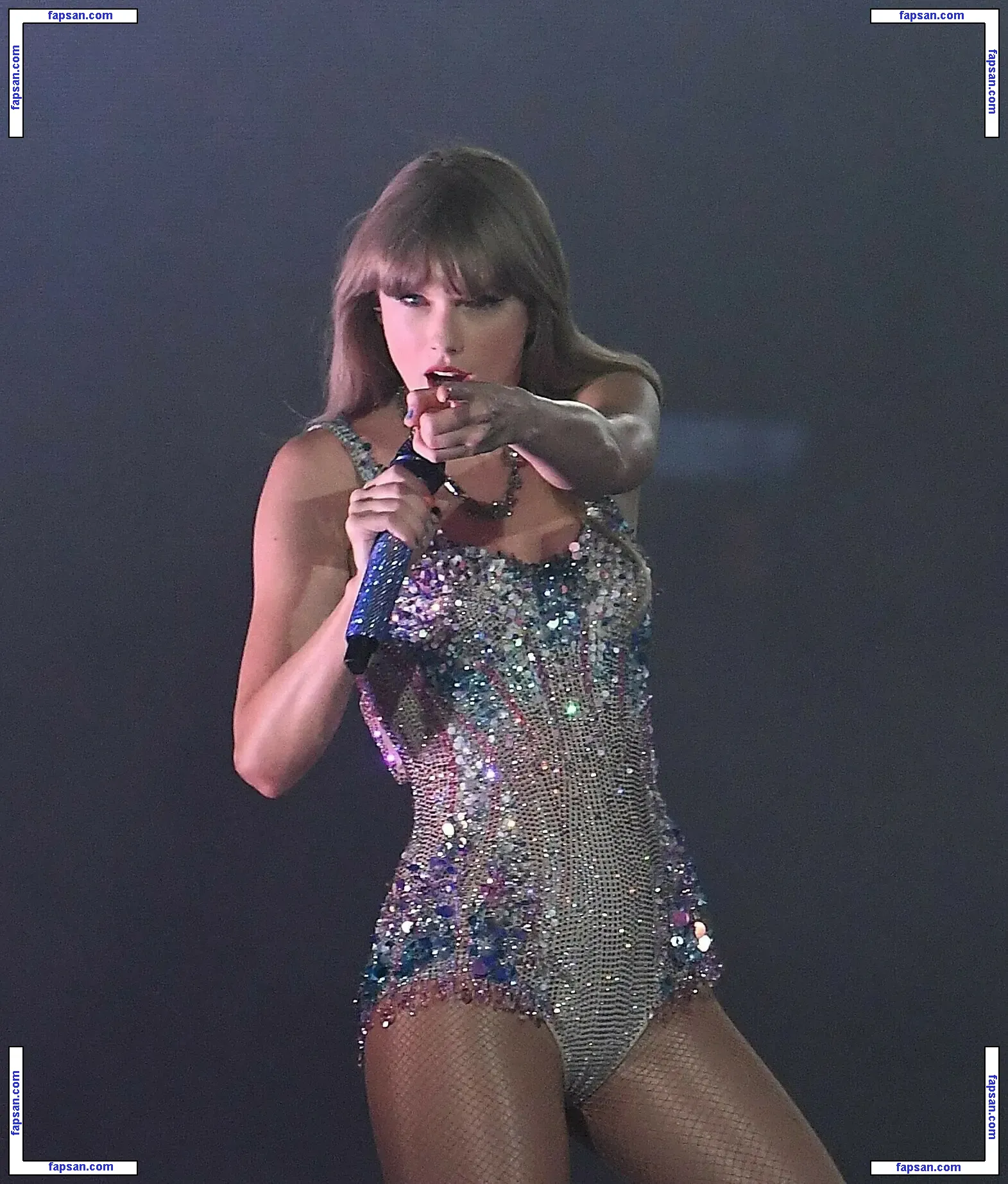 Taylor Swift nude photo #3394 from OnlyFans