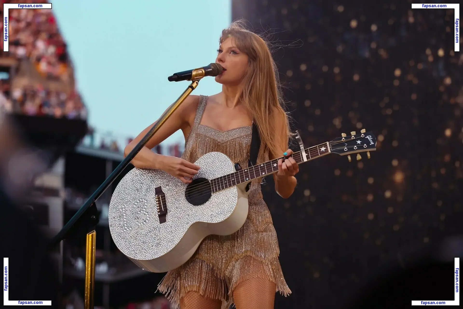 Taylor Swift nude photo #3438 from OnlyFans