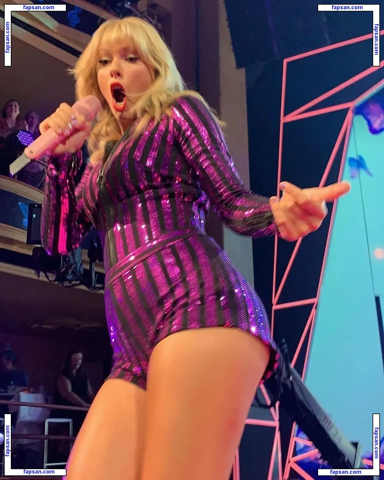 Taylor Swift nude photo #3496 from OnlyFans