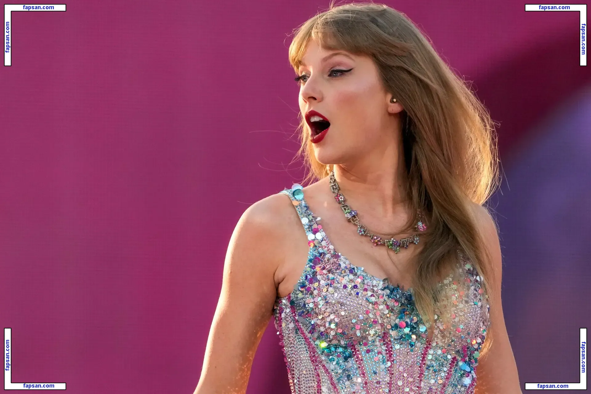 Taylor Swift nude photo #3535 from OnlyFans