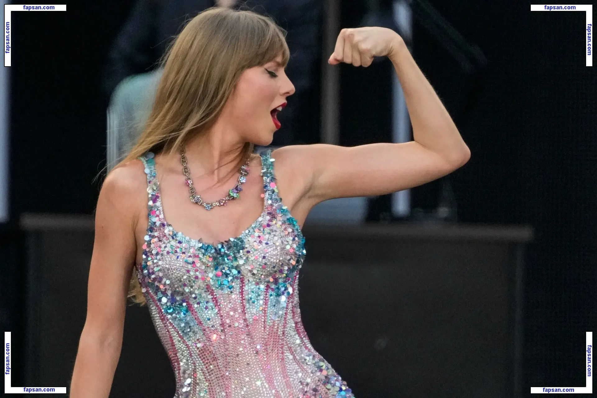 Taylor Swift nude photo #3537 from OnlyFans