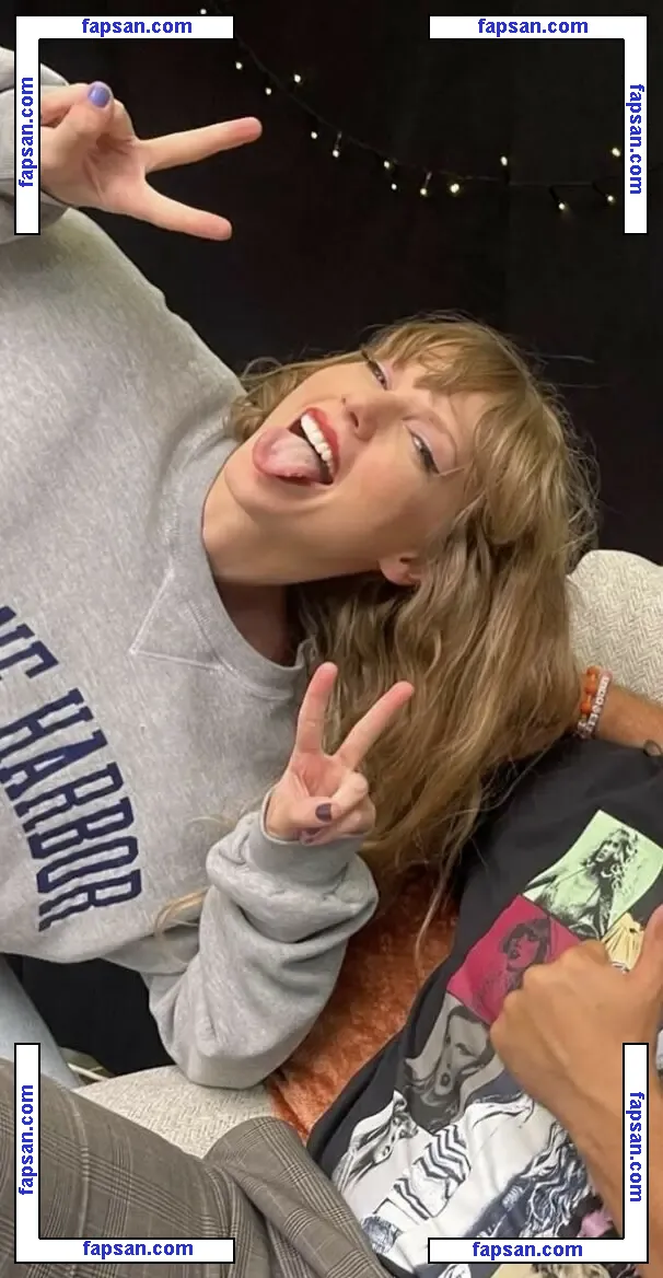 Taylor Swift nude photo #3754 from OnlyFans