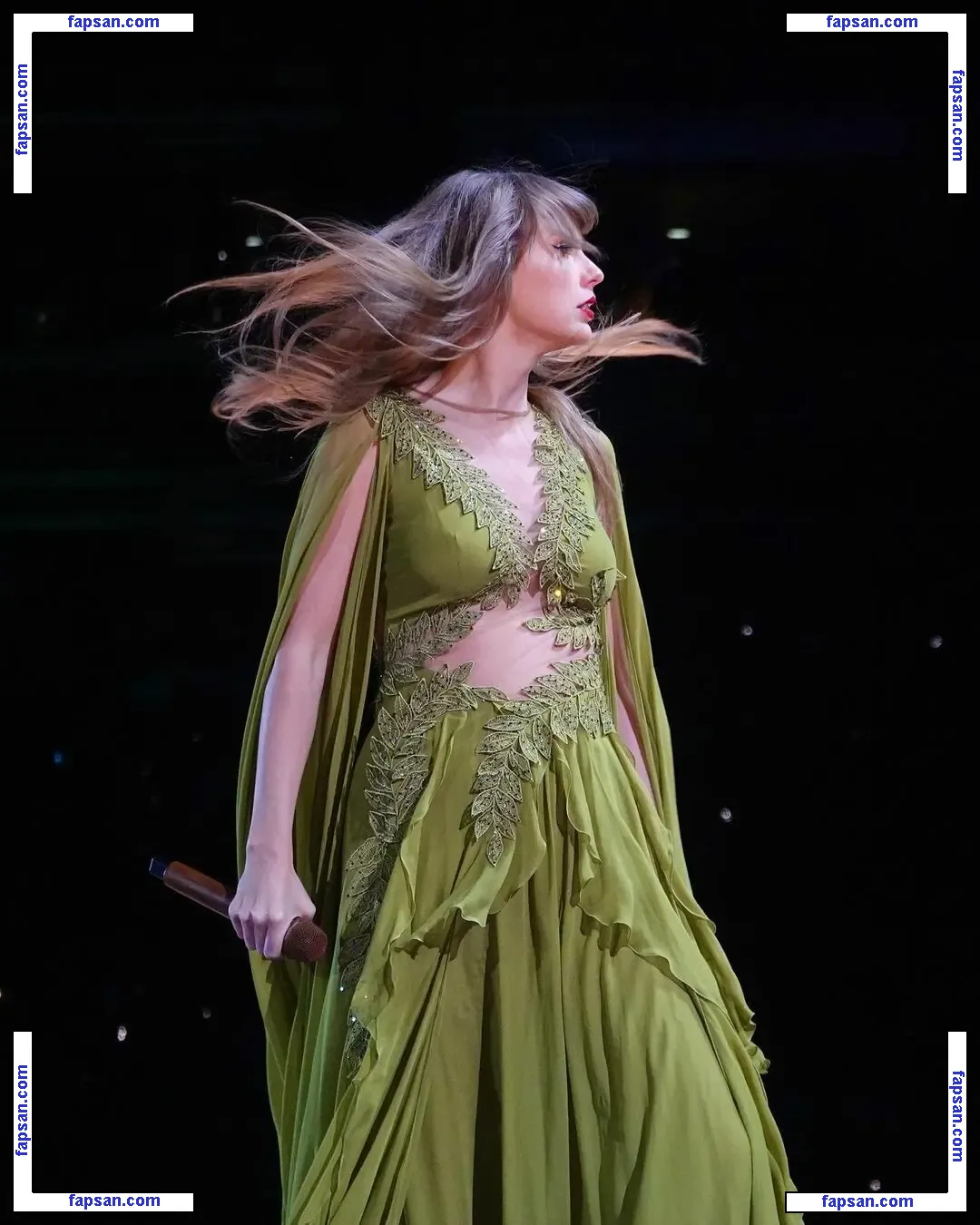 Taylor Swift nude photo #3760 from OnlyFans