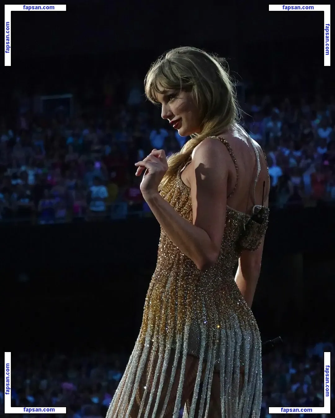 Taylor Swift nude photo #3776 from OnlyFans