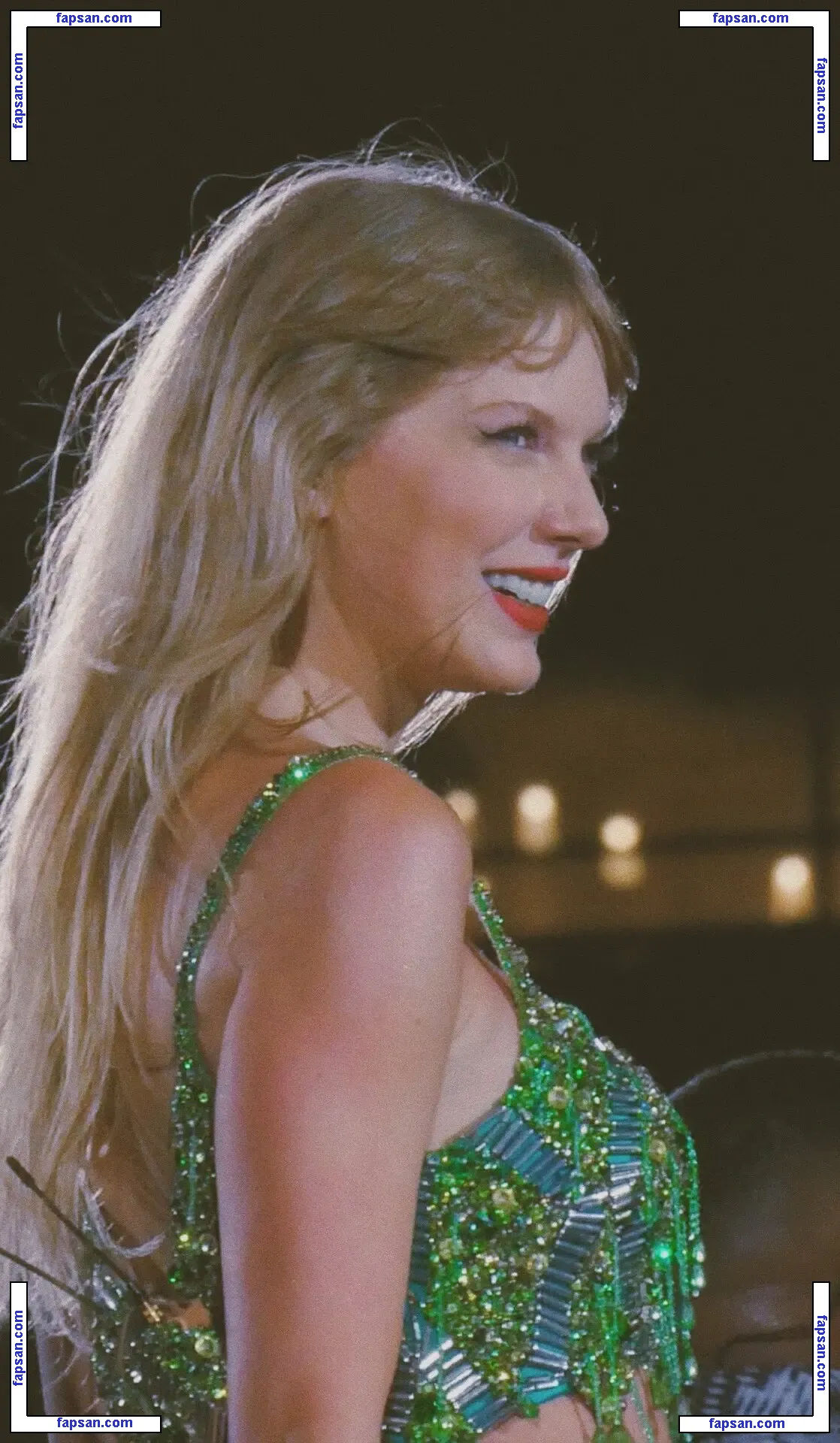 Taylor Swift nude photo #3872 from OnlyFans