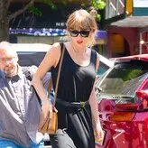 Taylor Swift nude #3358