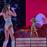 Taylor Swift nude #3478