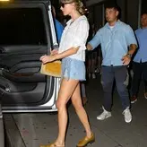 Taylor Swift nude #3518