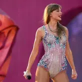 Taylor Swift nude #3538