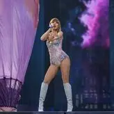 Taylor Swift nude #3540