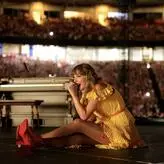 Taylor Swift nude #3753