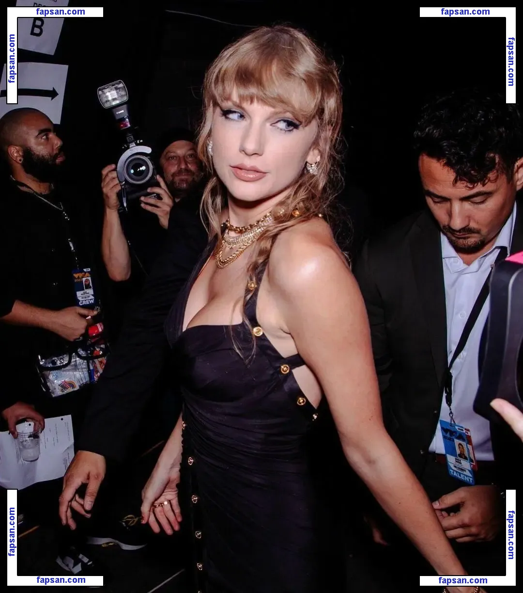 Taylor Swift nude photo #4301 from OnlyFans