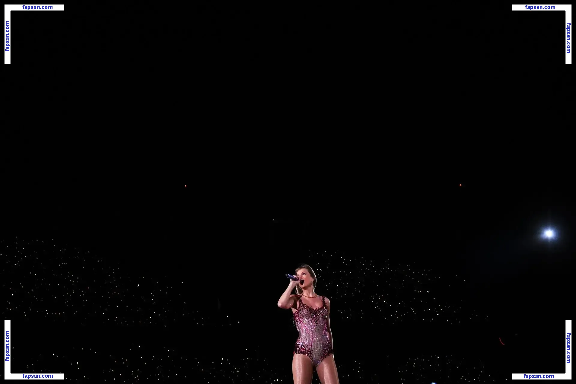 Taylor Swift nude photo #4483 from OnlyFans