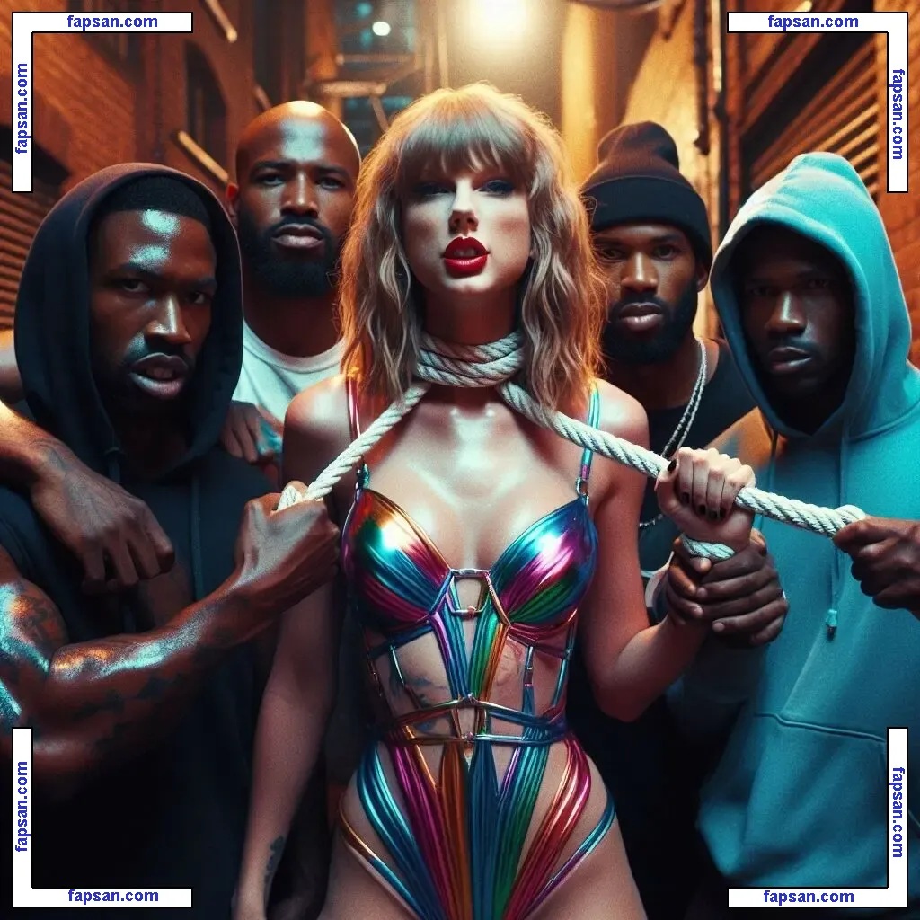 Taylor Swift nude photo #4888 from OnlyFans