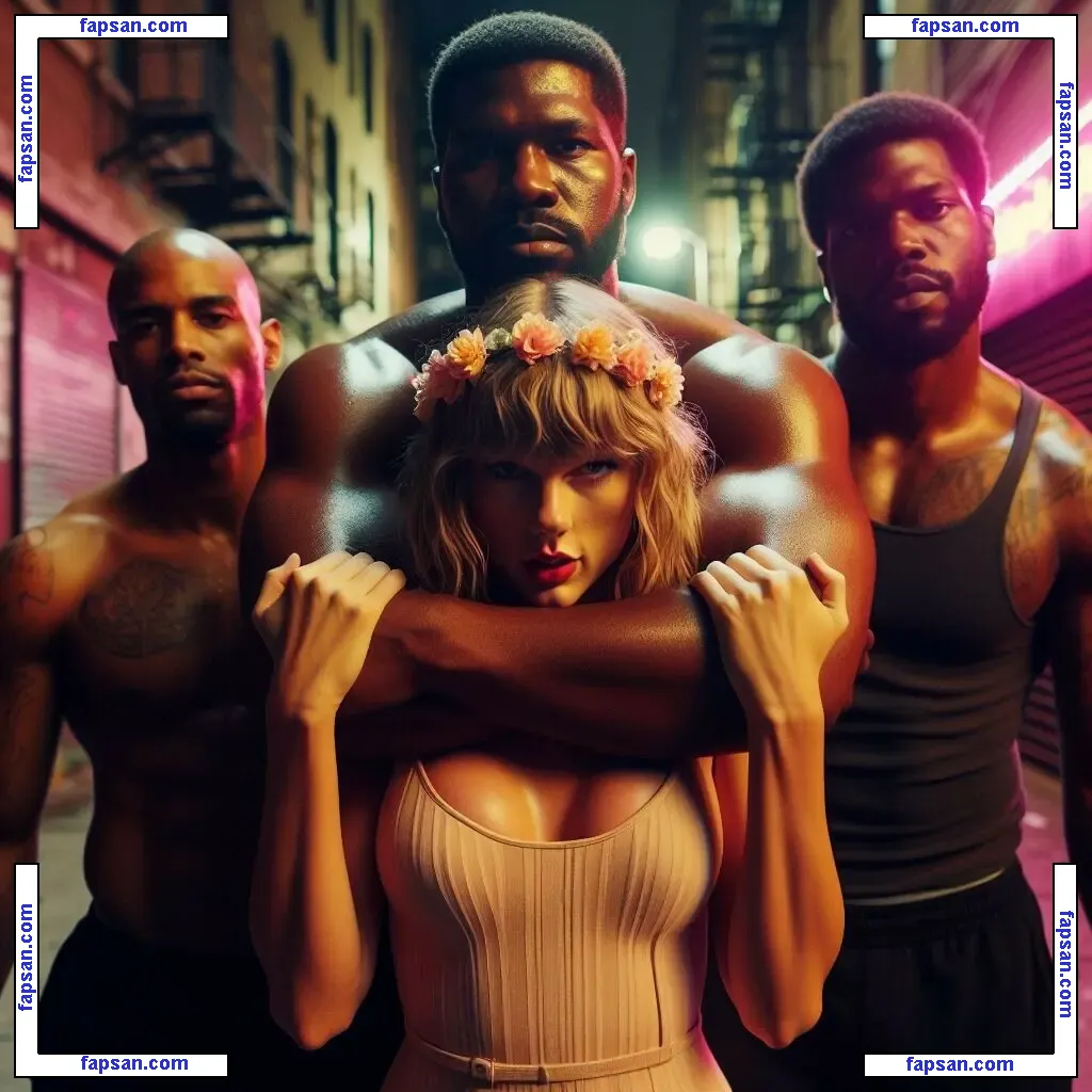 Taylor Swift nude photo #4890 from OnlyFans