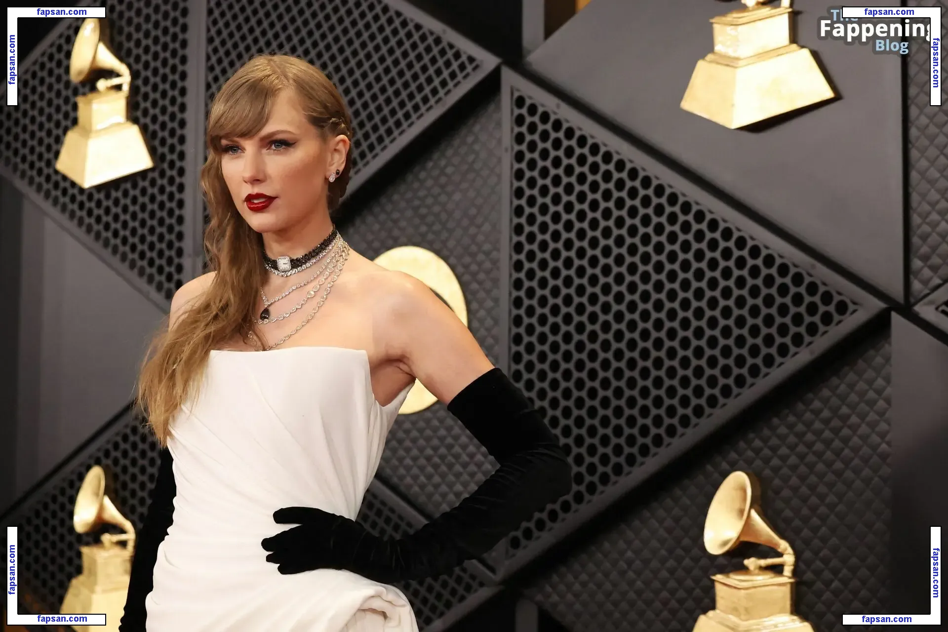 Taylor Swift nude photo #4903 from OnlyFans