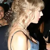 Taylor Swift nude #4086