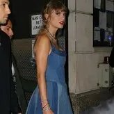 Taylor Swift nude #4096