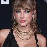 Taylor Swift nude #4134