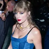 Taylor Swift nude #4194
