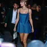 Taylor Swift nude #4306