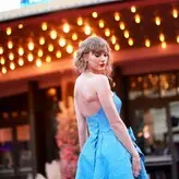 Taylor Swift nude #4392