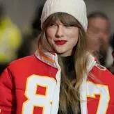 Taylor Swift nude #4798
