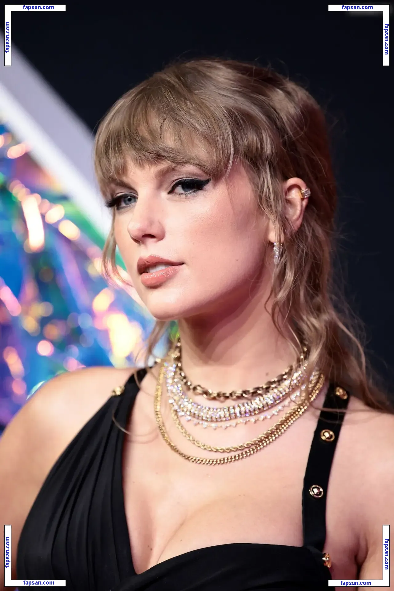 Taylor Swift nude photo #5117 from OnlyFans
