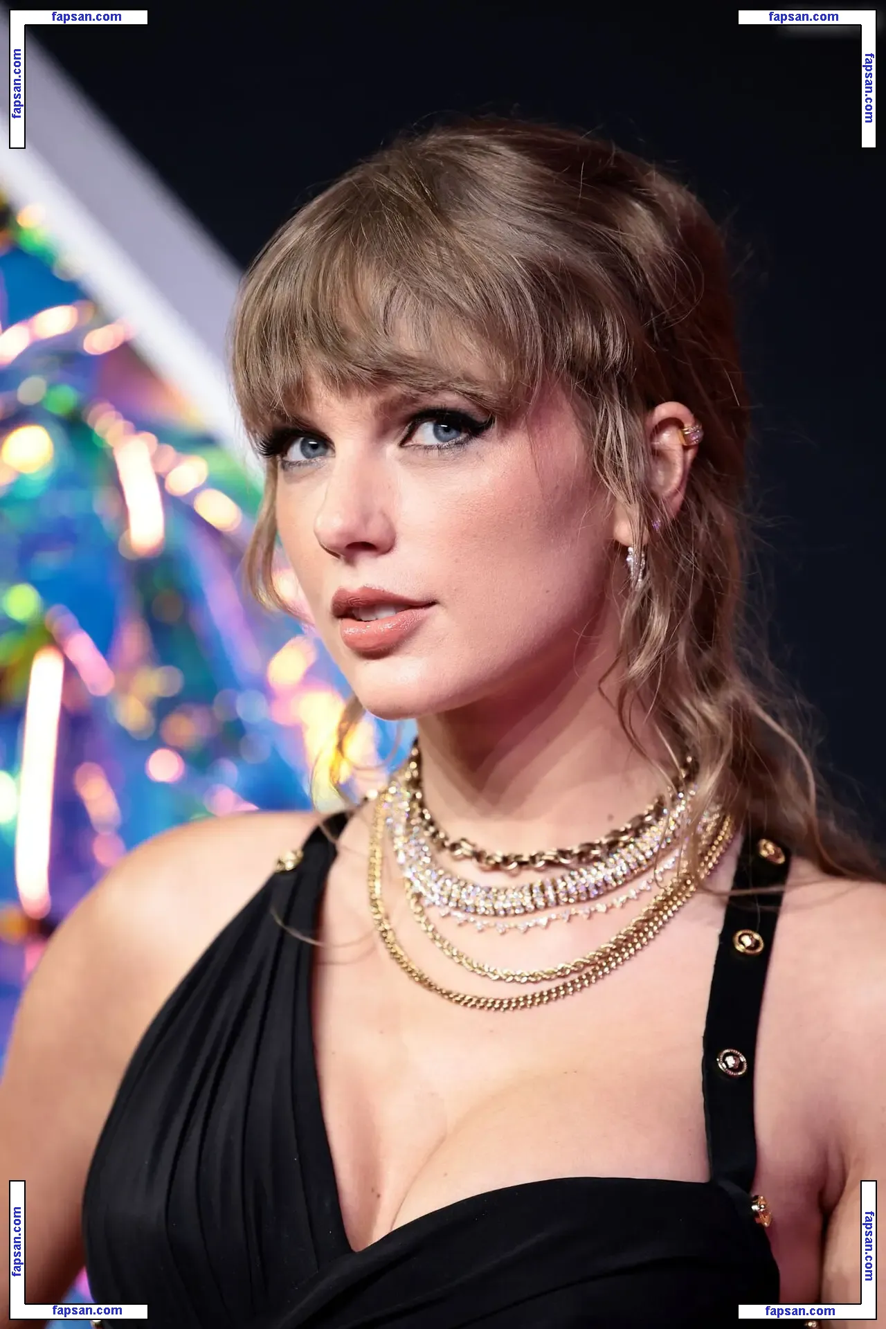 Taylor Swift nude photo #5118 from OnlyFans
