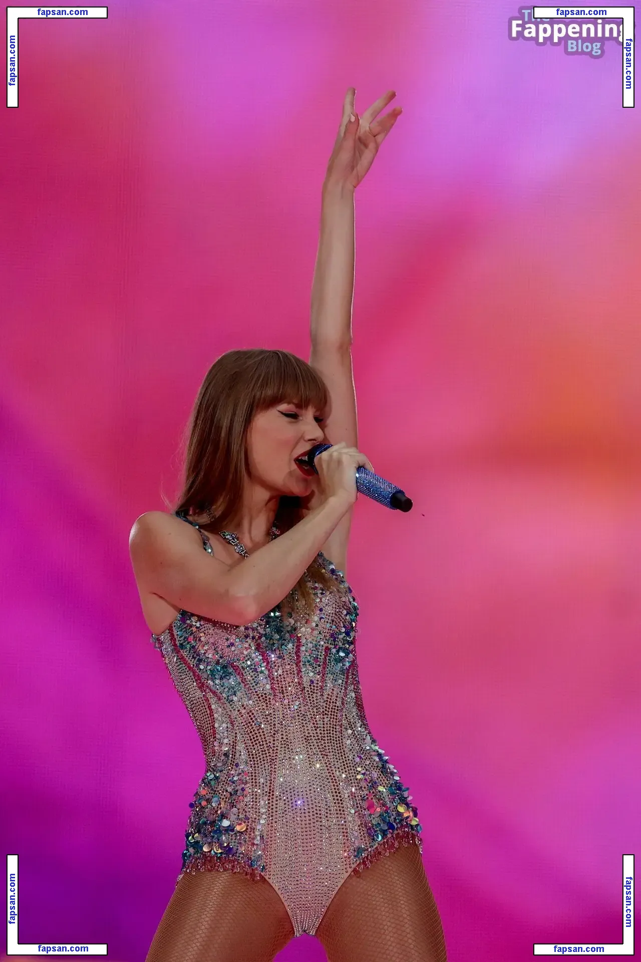 Taylor Swift nude photo #5120 from OnlyFans