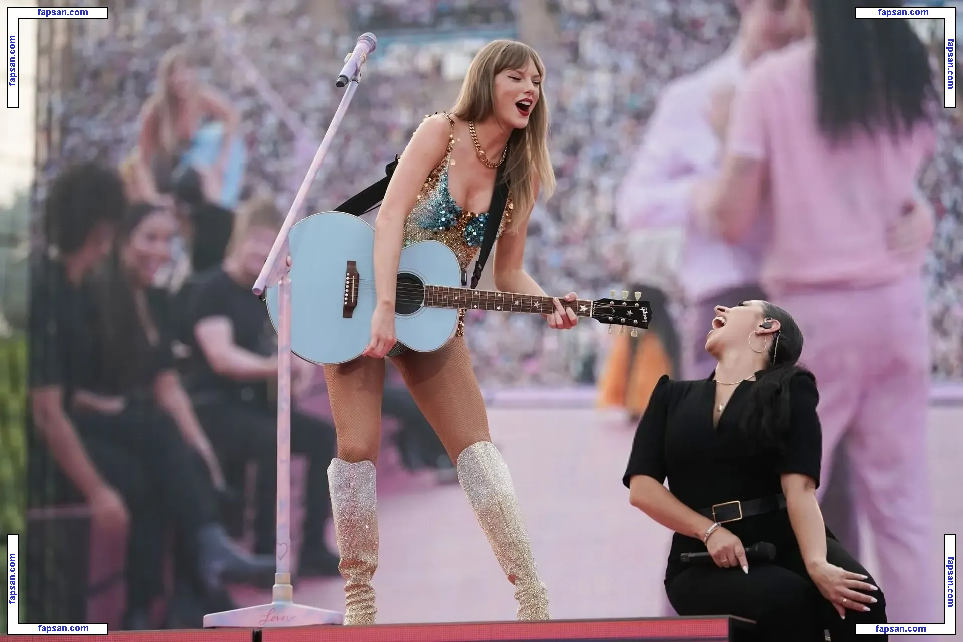 Taylor Swift nude photo #5340 from OnlyFans
