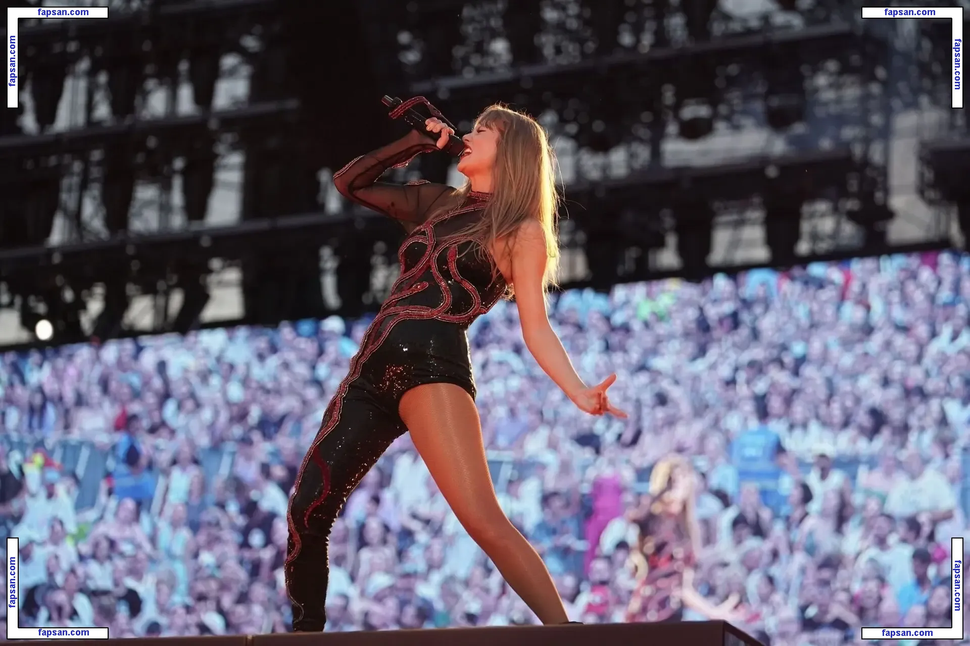 Taylor Swift nude photo #5347 from OnlyFans