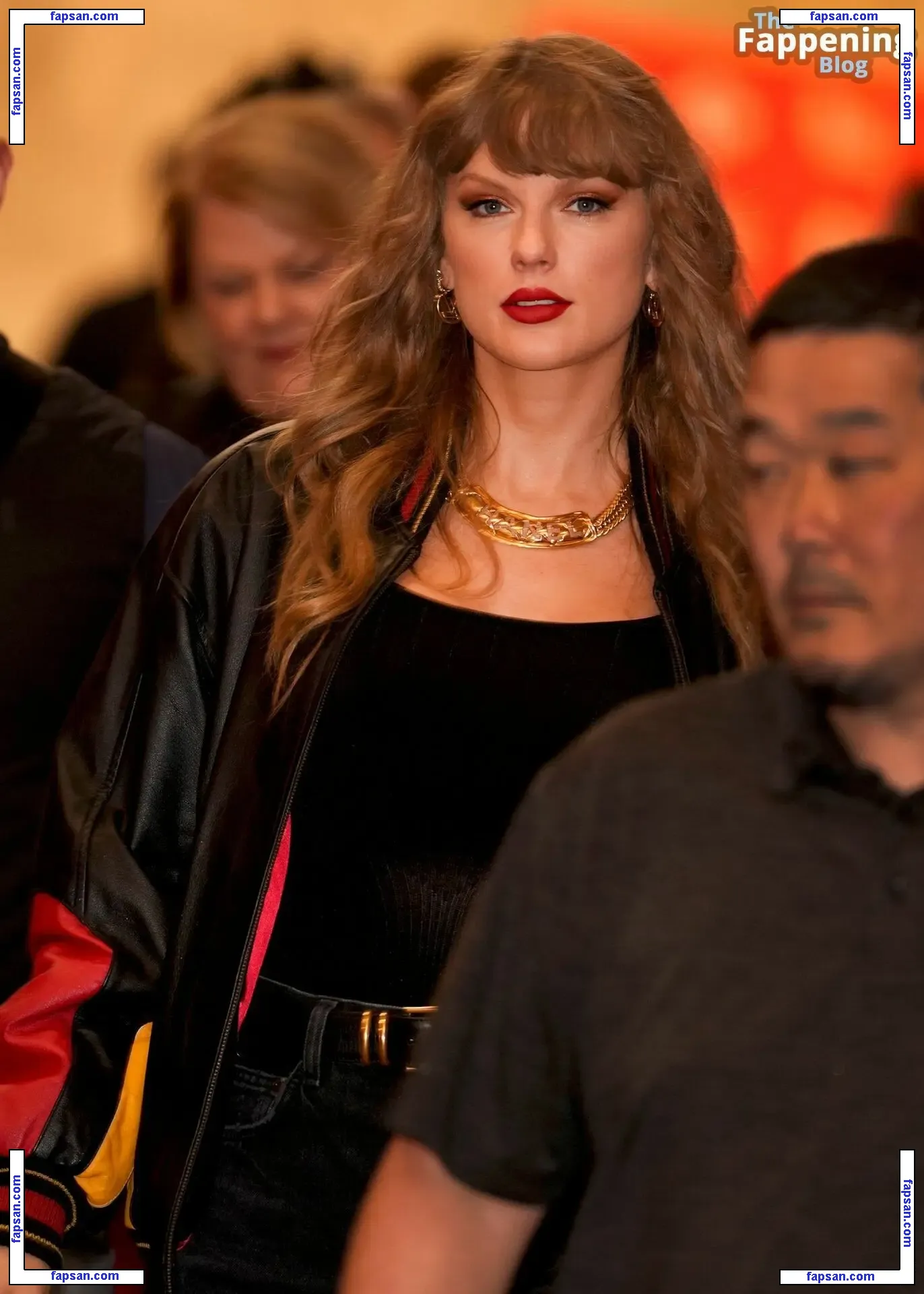 Taylor Swift nude photo #6014 from OnlyFans