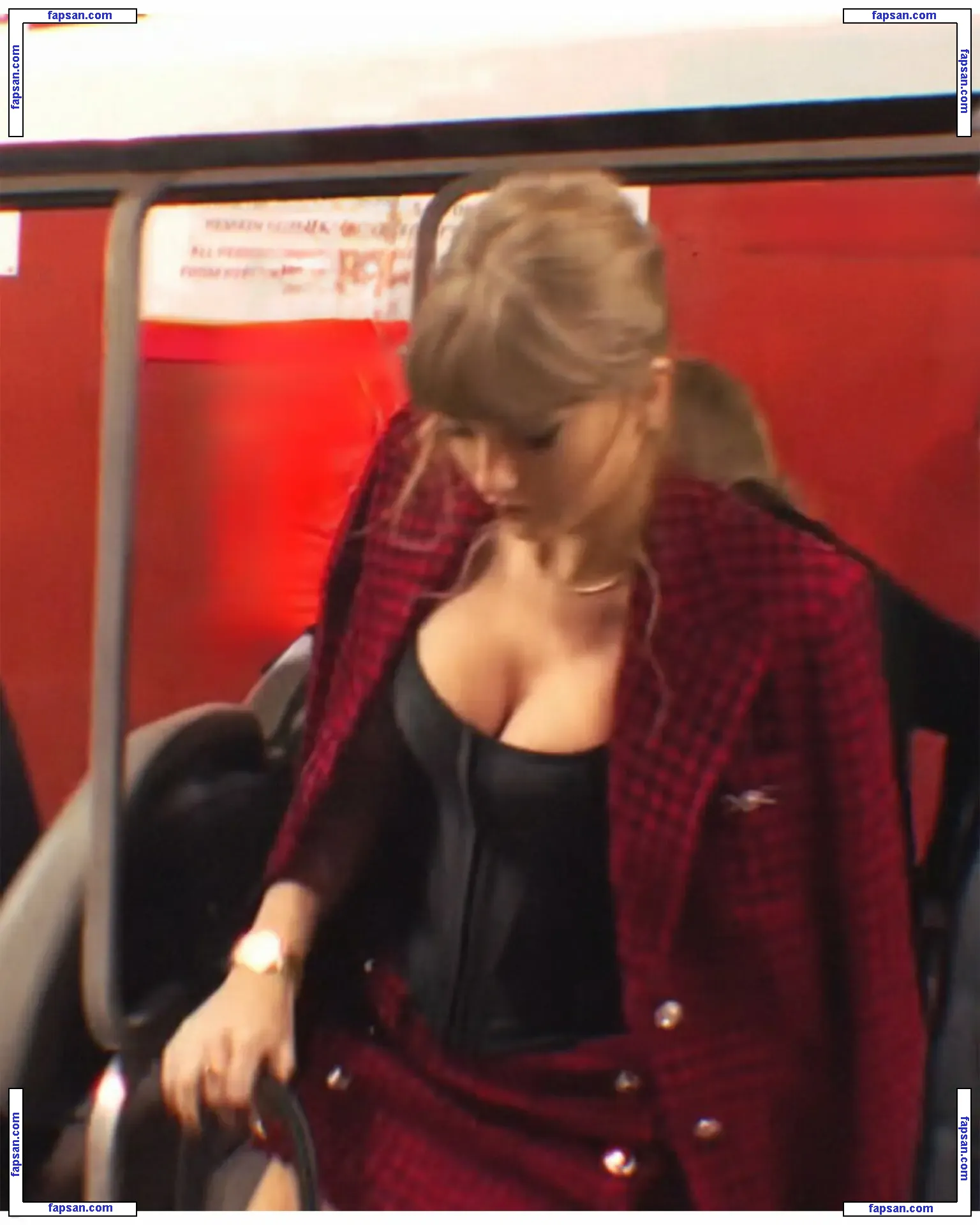 Taylor Swift nude photo #6061 from OnlyFans
