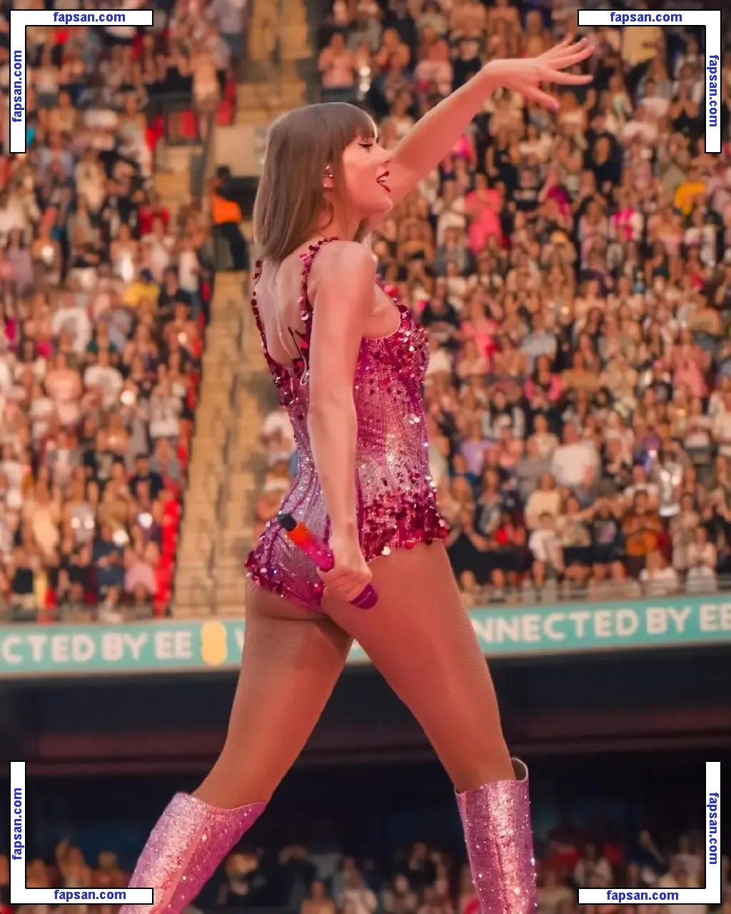 Taylor Swift nude photo #6122 from OnlyFans