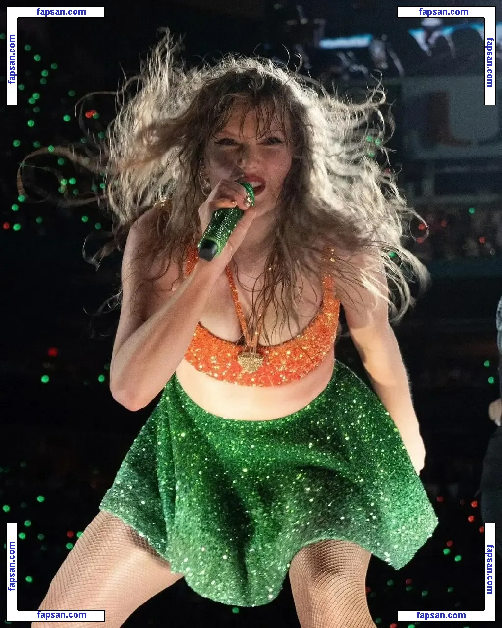 Taylor Swift nude photo #6129 from OnlyFans