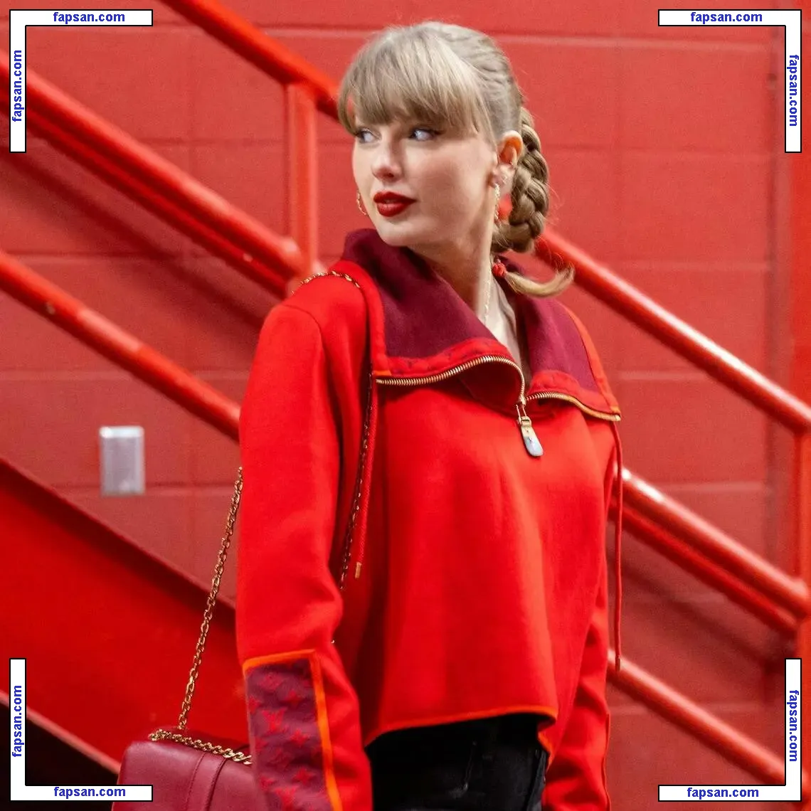Taylor Swift nude photo #6158 from OnlyFans