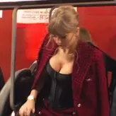 Taylor Swift nude #6061