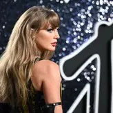 Taylor Swift nude #6063
