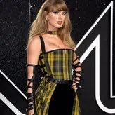 Taylor Swift nude #6074