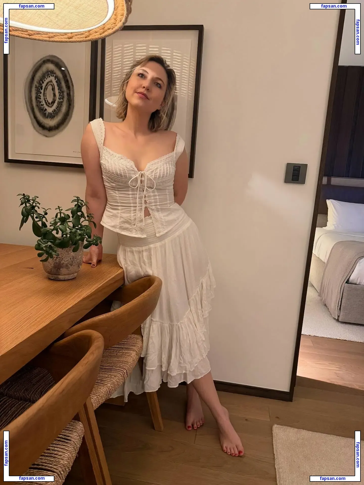 Taylor Tomlinson nude photo #0126 from OnlyFans