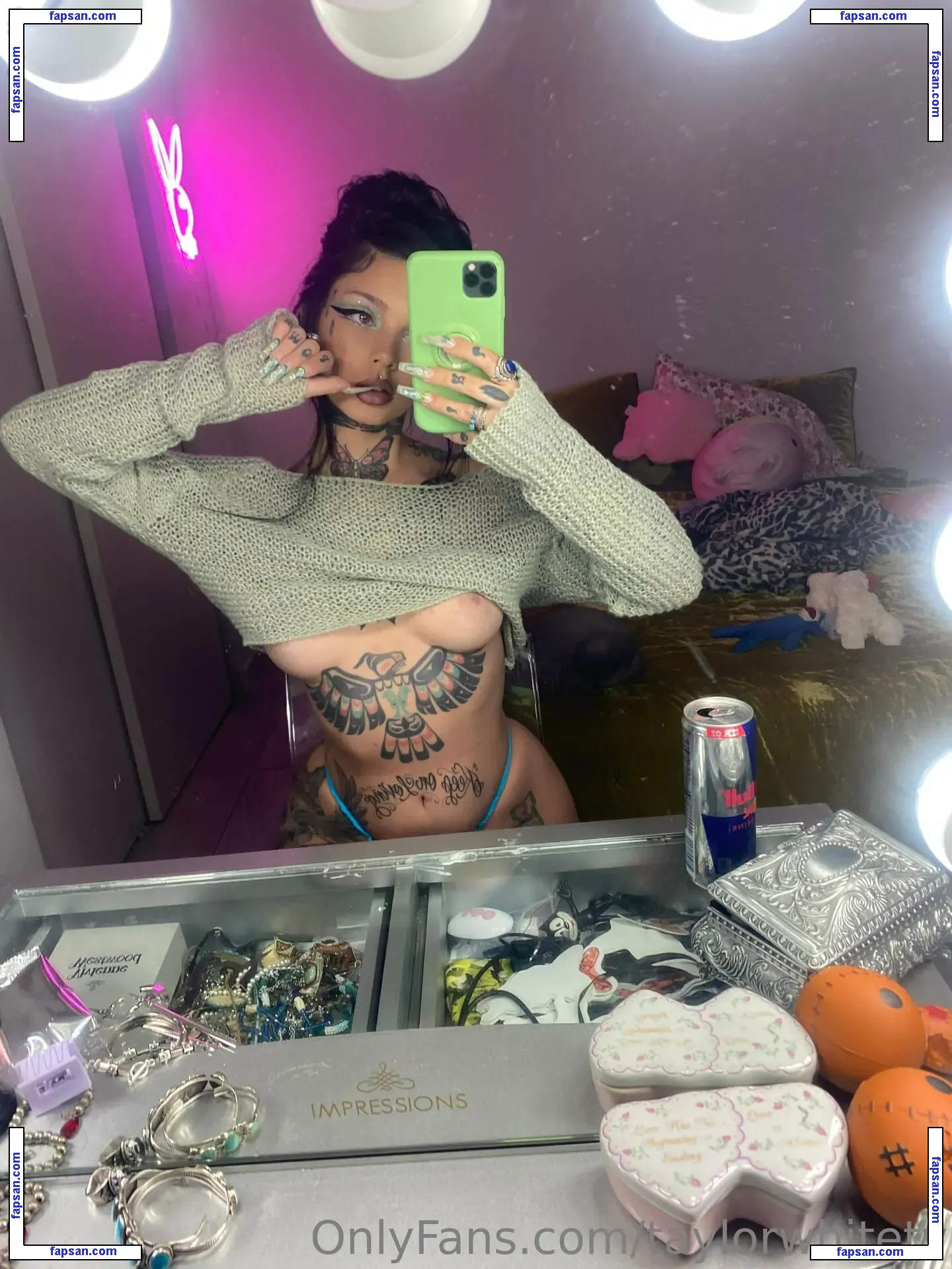 Taylor White nude photo #0409 from OnlyFans