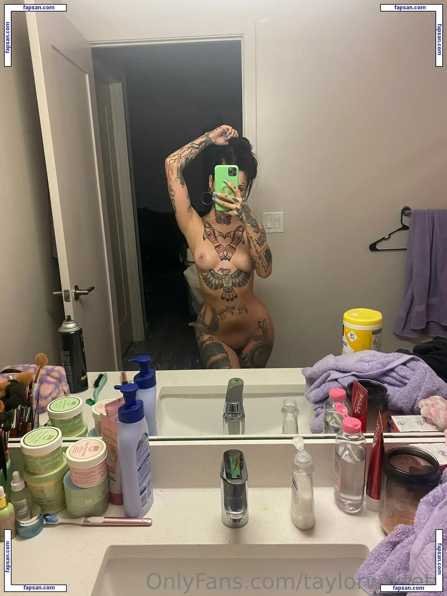 Taylor White nude photo #0421 from OnlyFans