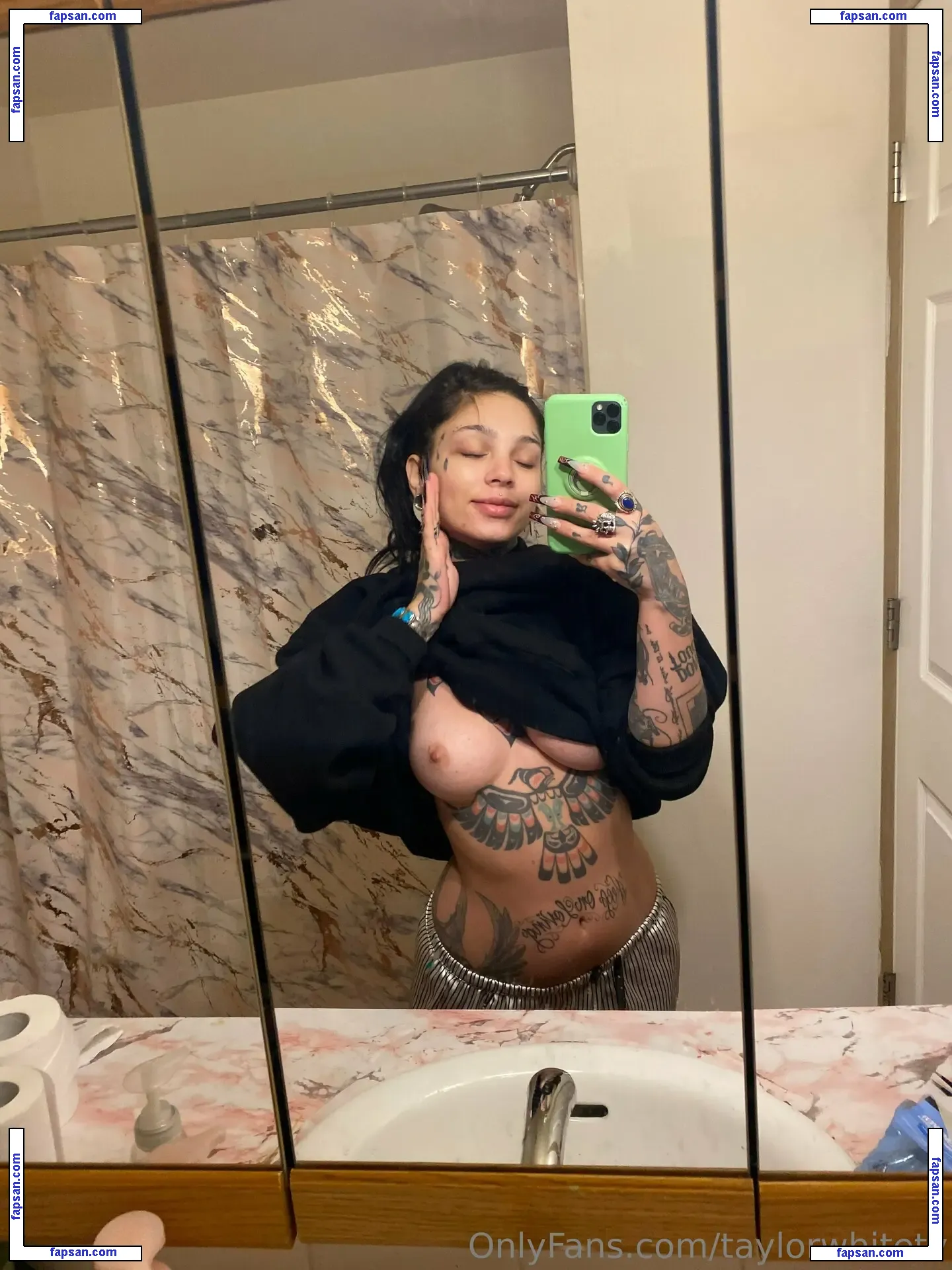 Taylor White nude photo #0433 from OnlyFans